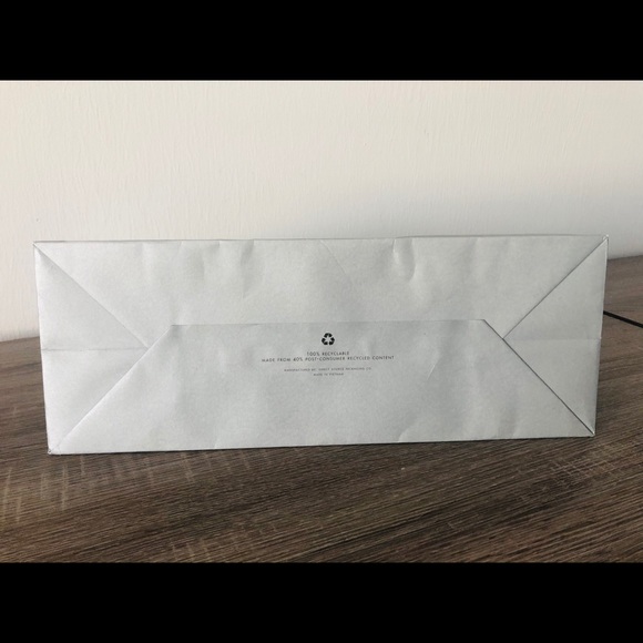 SOLD! Neiman Marcus Shopping Paper Bag Large - Picture 5 of 6